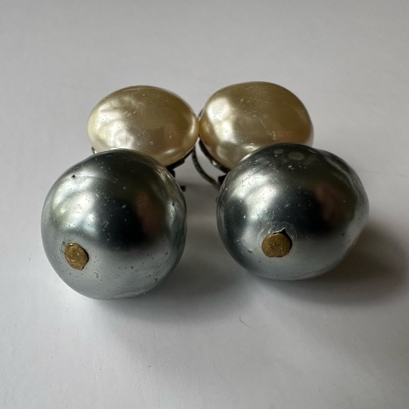 Louis Rousselet Vintage French Baroque Glass Pearl Drop Earrings - Picture 5 of 6